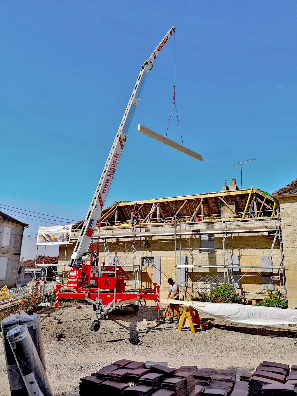 grue remorque charpentier