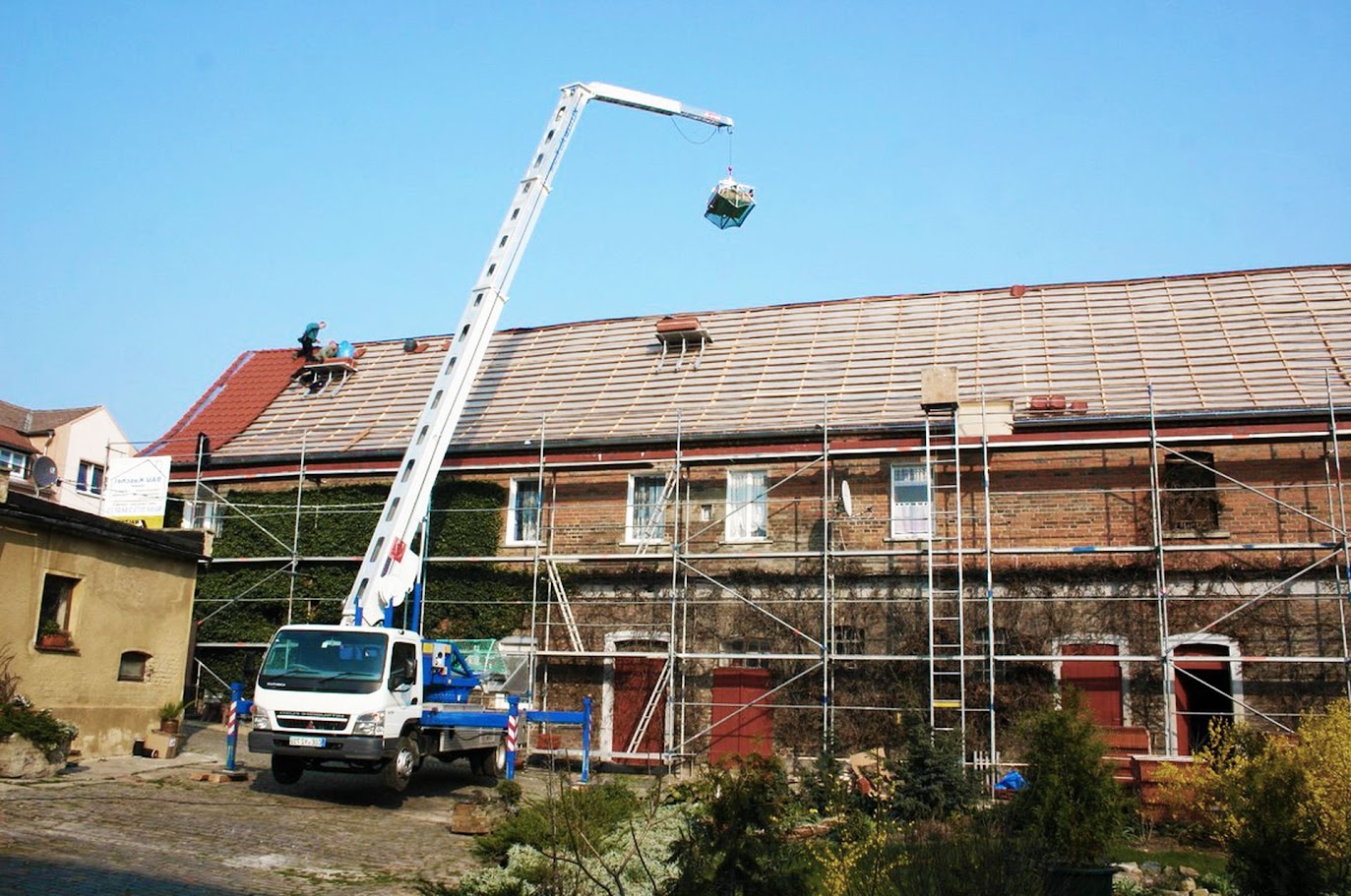 Grue sur camion couverture